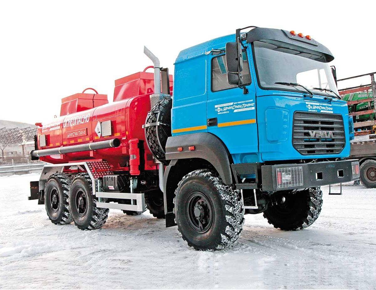 «УралСпецТранс» запустил производство коммерческих вакуумных автоцистерн на шасси Урал 5557-80Е5