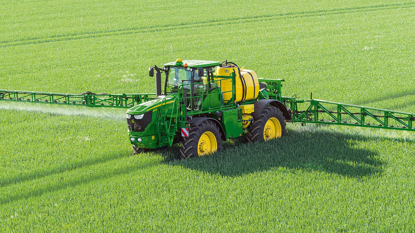 John Deere усовершенствует опрыскиватели