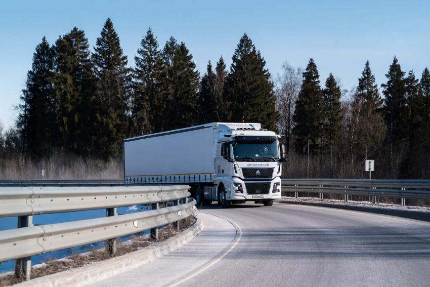 Инженеры Sinotruk и Navio работают над созданием автономного грузовика для России