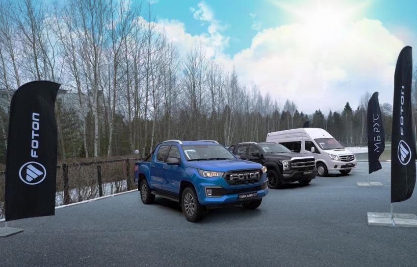 АО «МБ РУС» представило пикапы нового поколения FOTON Tunland V7 и V9 и восьмиместный микроавтобус FOTON Toano на форуме Fleet World 2025