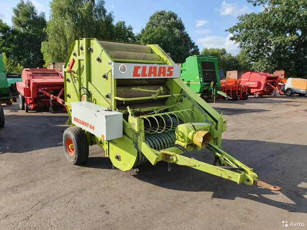 Пресс-подборщик Claas Rollant 44