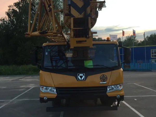 Автокран XCMG XCT30 S