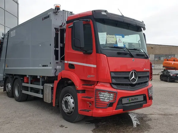 Мусоровоз Mercedes-Benz Actros 2533L