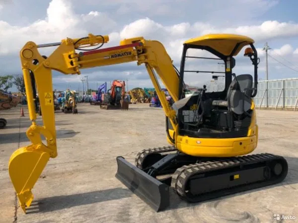 Мини-экскаватор Komatsu PC30-5