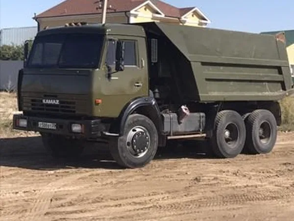 Самосвал КамАЗ