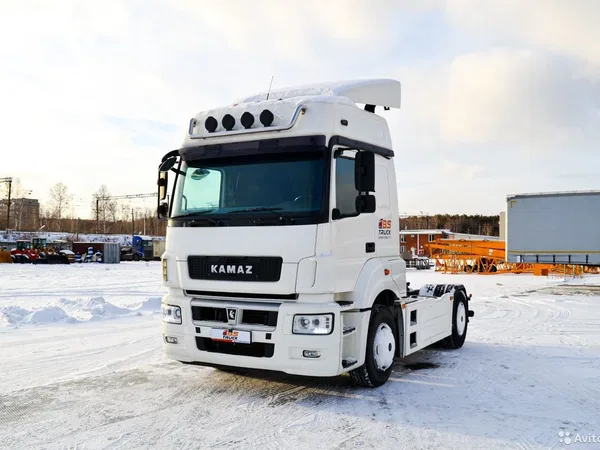 Седельный тягач КамАЗ 5490