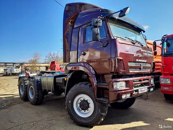 Седельный тягач КамАЗ 65225