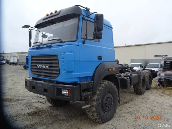 Седельный тягач Урал 44202-3511-82Е5