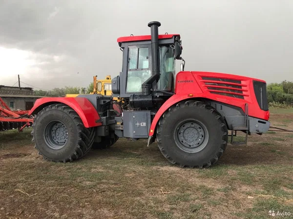 Трактор Кировец К-744 Р3