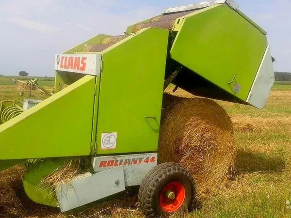 Пресс-подборщик Claas Rollant 44