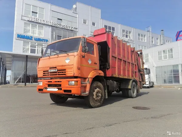 Мусоровоз РАРЗ МКЗ-4605 на шасси КамАЗ 53605