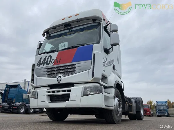 Седельный тягач Renault Premium