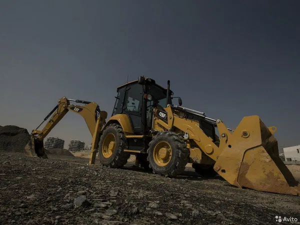 Экскаватор-погрузчик Caterpillar 426F2
