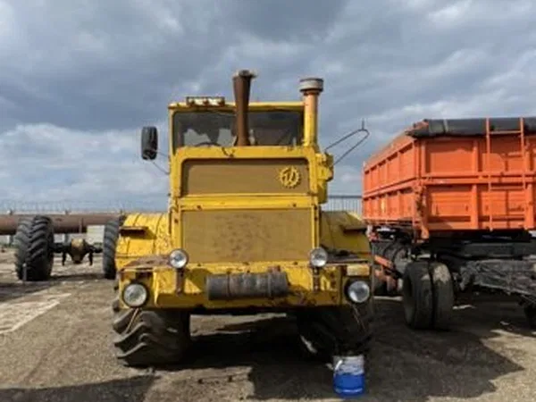 Трактор Кировец К 700