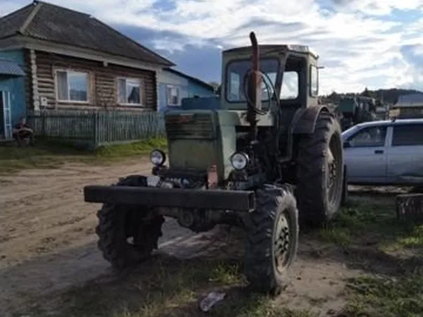 Трактор ЛТЗ Т-40