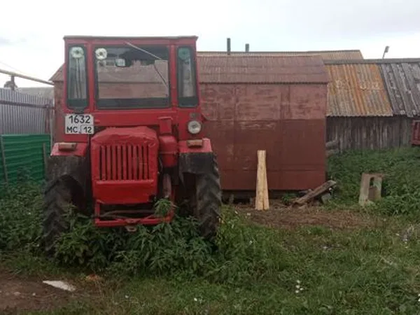 Трактор ХЗТСШ Т-16М