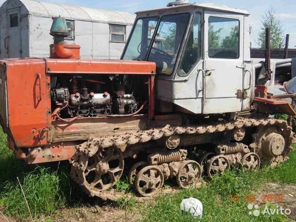 Гусеничный трактор Т-150
