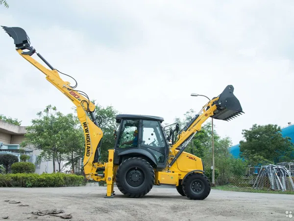 Экскаватор-погрузчик New Holland B80B