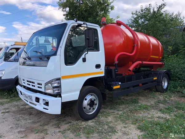 Ассенизатор Isuzu NQR