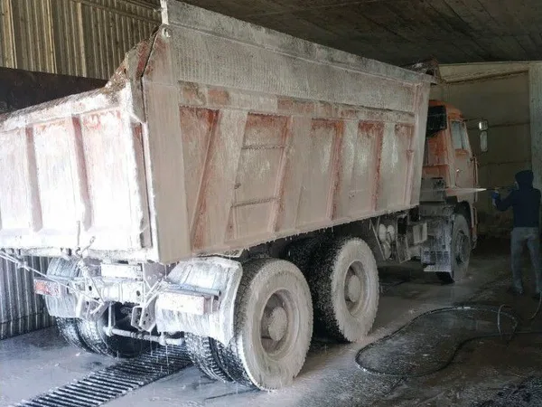 Самосвал КамАЗ 6522