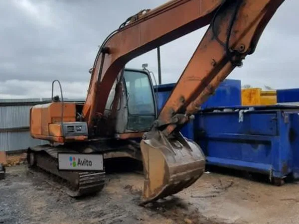 Гусеничный экскаватор Hitachi EX120-5E