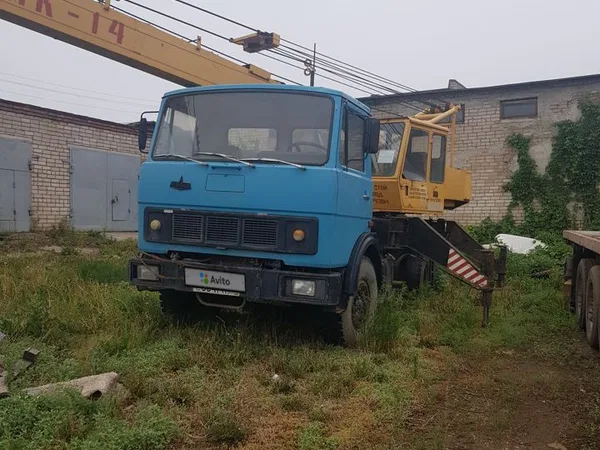 Автокран Ивэнергомаш СМК-14Ш на шасси МАЗ 35337