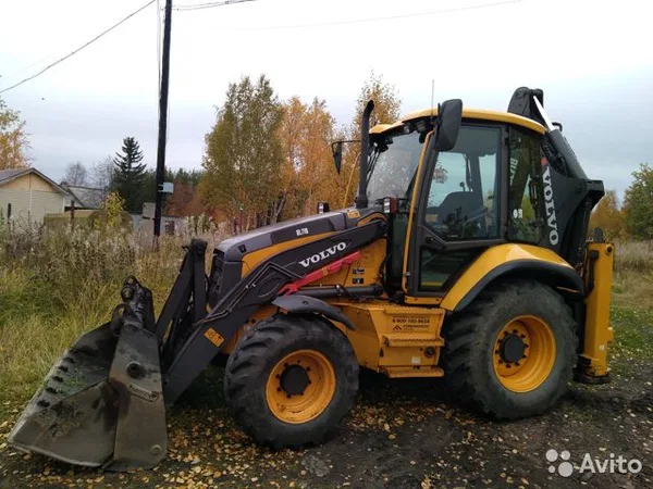 Экскаватор-Погрузчик Volvo BL71B
