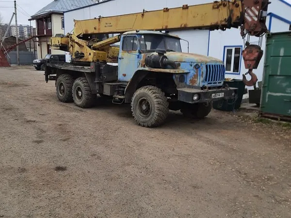 Автокран Ивановец КС-35714