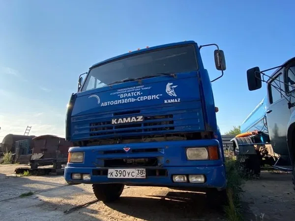 Седельный тягач Камаз 6460
