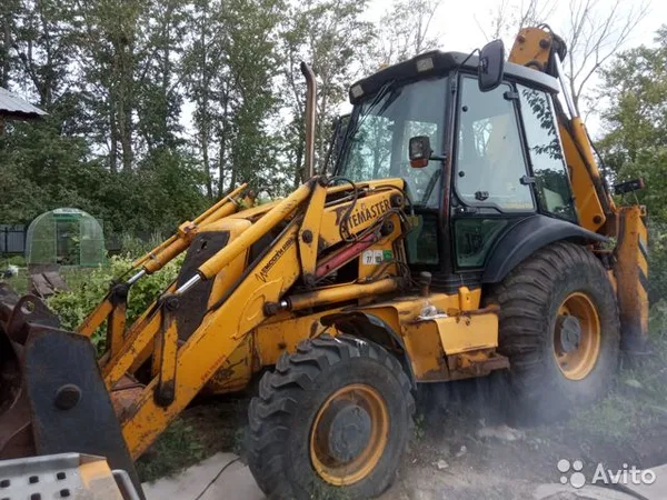Экскаватор-погрузчик JCB 3CX