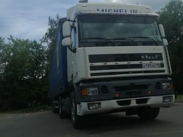Седельный тягач DAF