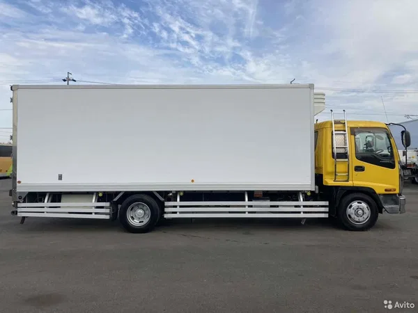 Рефрижератор Isuzu Forward (F-Series)