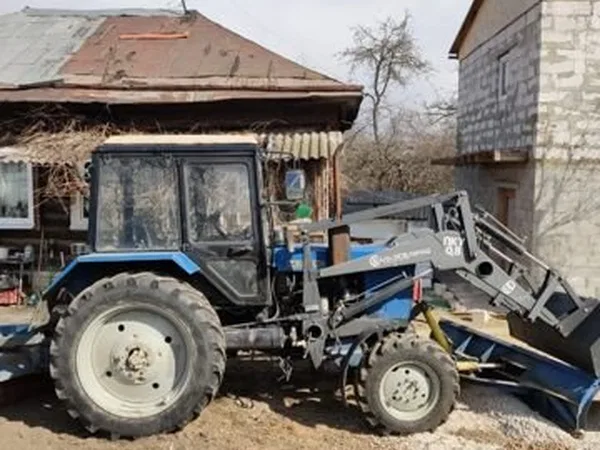 Трактор МТЗ Беларус 82.1