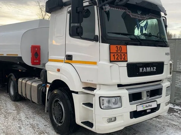 Седельный тягач КамАЗ 5490-NEO