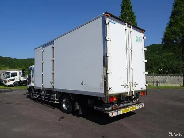 Рефрижератор Isuzu Forward