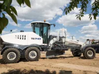 Автогрейдер RM-Terex TG140