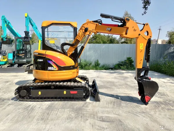 Мини-экскаватор Caterpillar 303CR