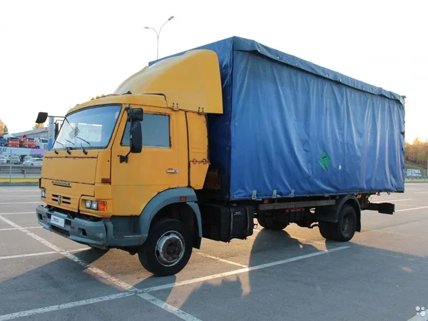 Тентованный грузовик КамАЗ 4308