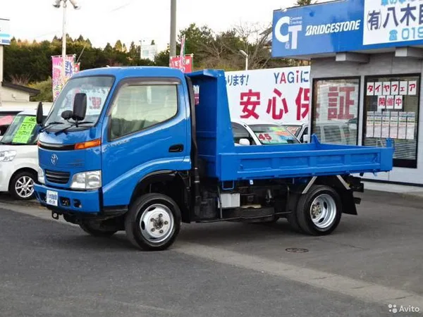 Самосвал Toyota Toyoace