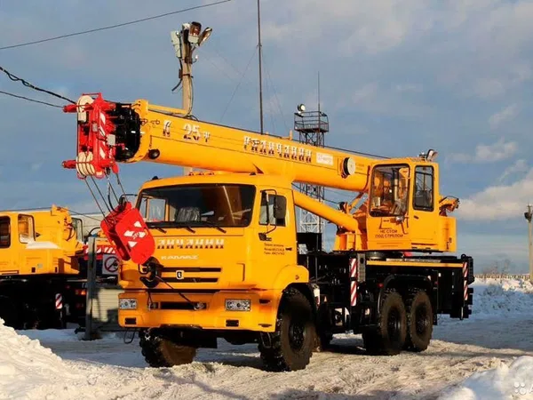 Автокран Галичанин КС-55713-5В на шасси КамАЗ 43118