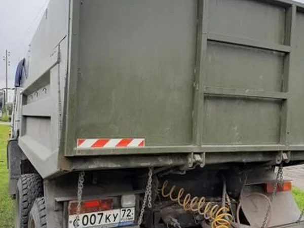 Самосвал КамАЗ