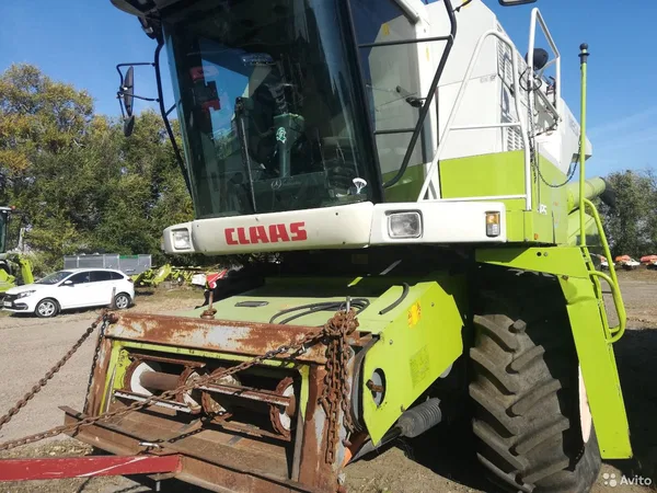 Зерноуборочный комбайн Claas Mega 370