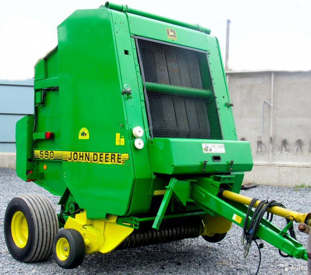 Пресс-подборщик John Deere 590