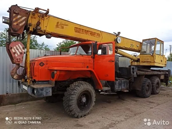 Автокран Ивановец КС-45717-1 на шасси УРАЛ 4320