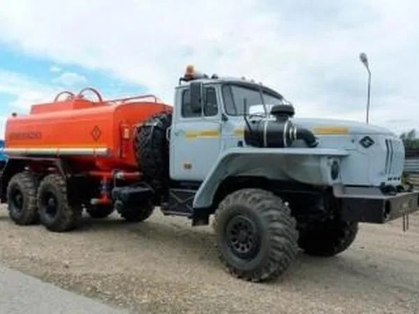 Бензовоз Урал 4320-1912 АТЗ