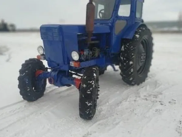 Трактор ЛТЗ Т-40