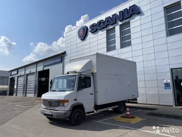 Грузовой фургон Mercedes-Benz Vario