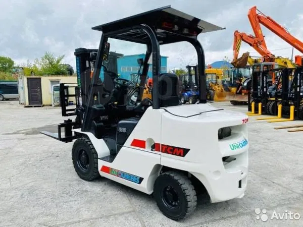 Вилочный погрузчик Unicarriers контейнерный