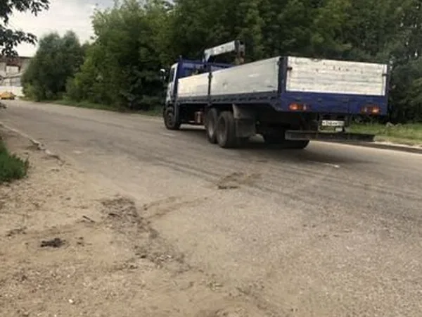Бортовой грузовик с КМУ HINO Profia