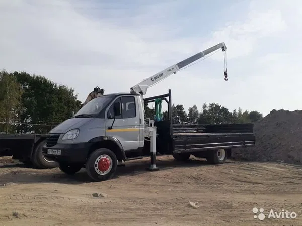 Бортовой грузовик с КМУ ГАЗ
